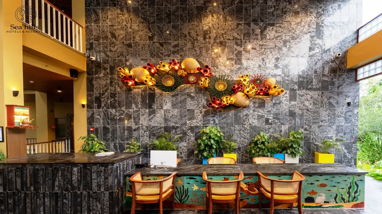 Sea Hills Resort  interior .webp
